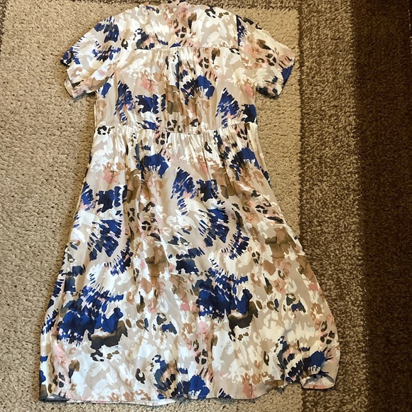 NWT fransa multicolour short sleeve flowy dress with pockets. - Picture 3 of 16